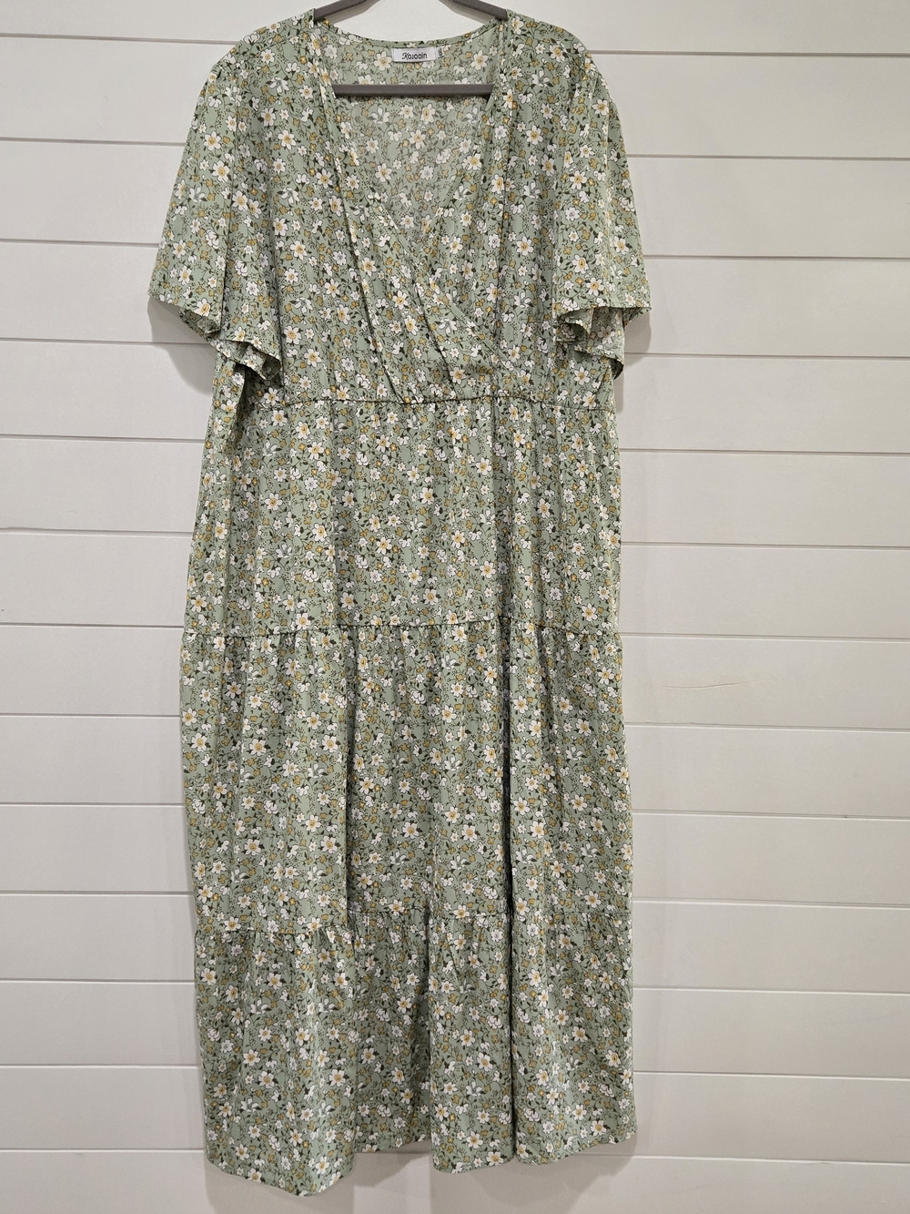 Womens Plus Size 4XL Floral Wrap-Style Tiered Midi Dress Sage Green Kojooin